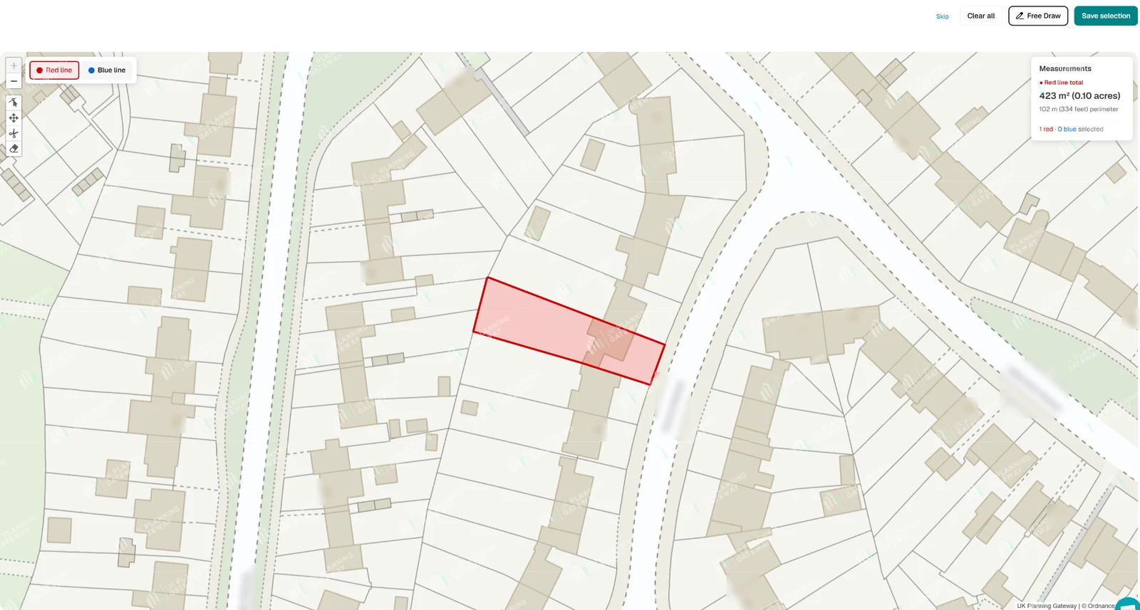The UK Planning Gateway boundary map with a single garden plot outlined in red using Free Draw, and a measurements panel showing the red line area of 423 square metres. Street names and house numbers are blurred.